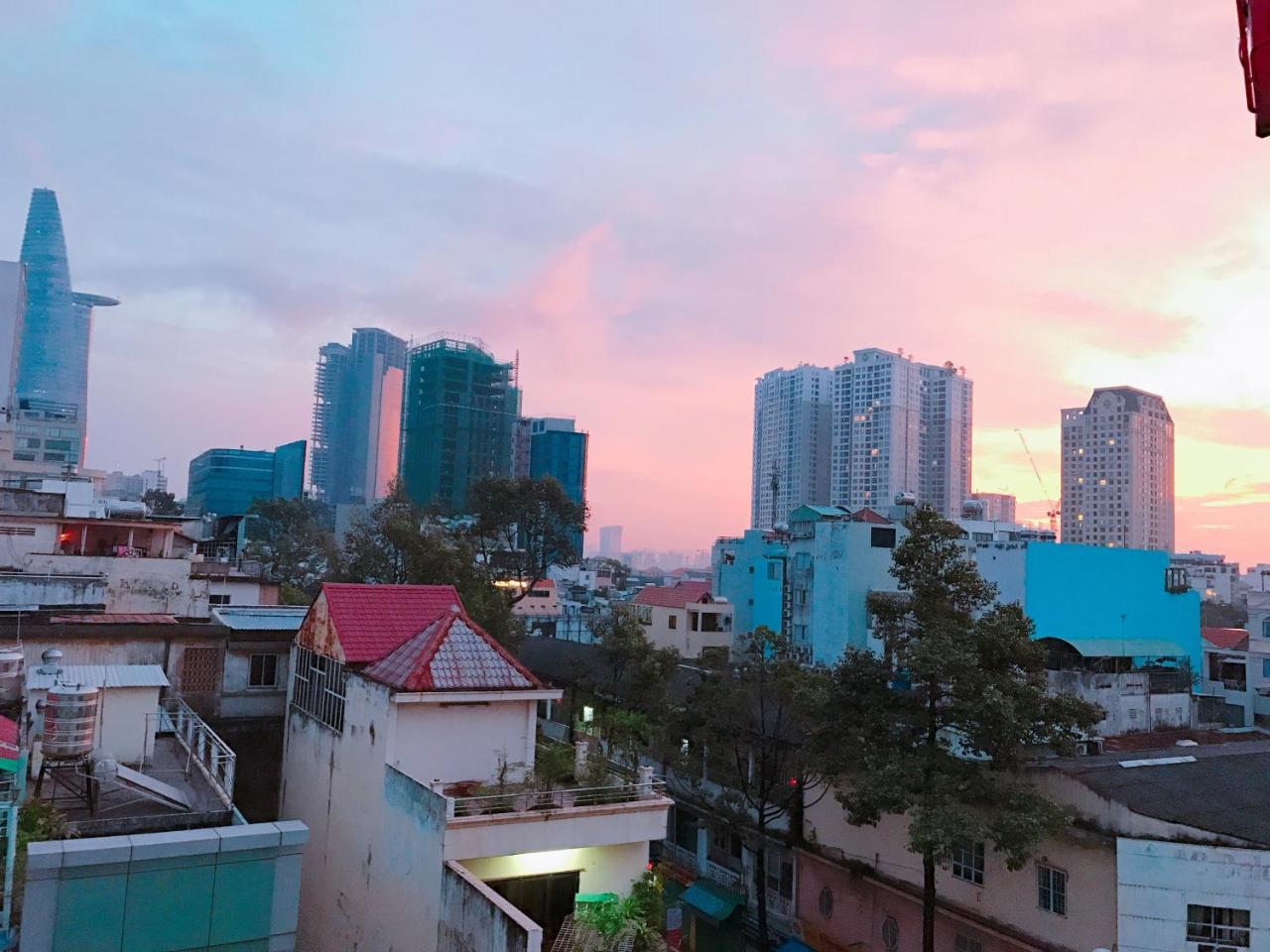 Thinh Vuong Hotel โฮจิมินห์ซิตี้ ภายนอก รูปภาพ