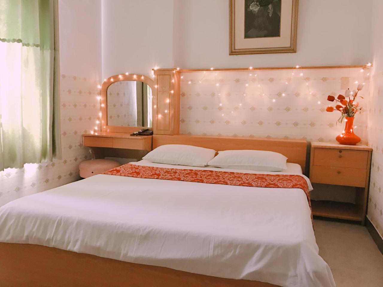 Thinh Vuong Hotel โฮจิมินห์ซิตี้ ภายนอก รูปภาพ