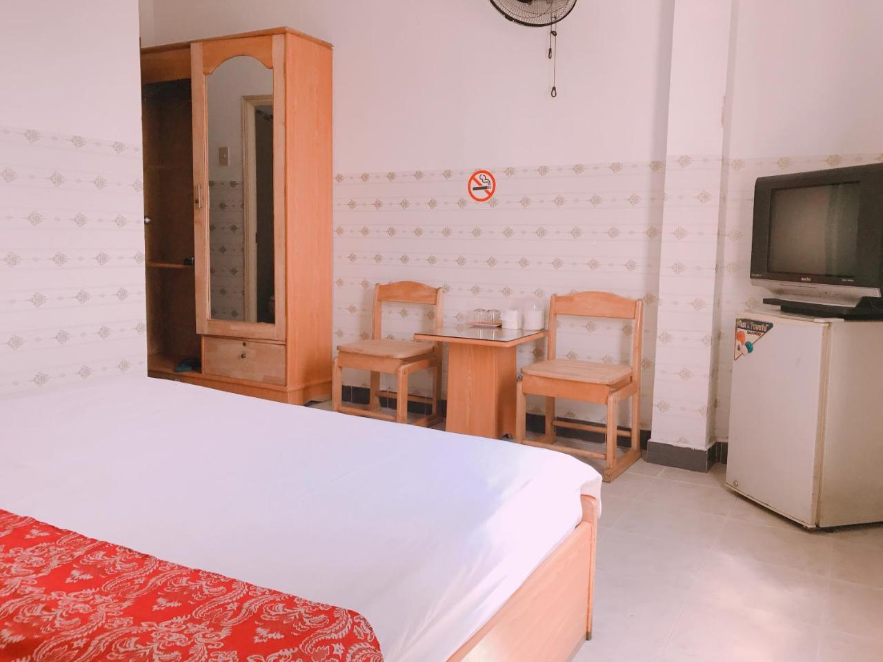 Thinh Vuong Hotel โฮจิมินห์ซิตี้ ภายนอก รูปภาพ